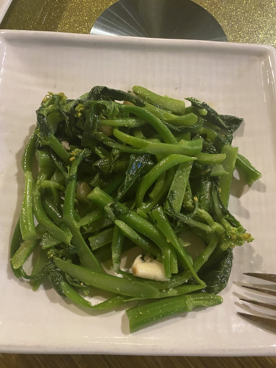 Chinese vegetable and garlic dish