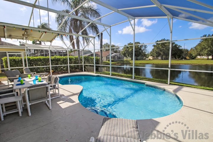 Bridgewater Crossing villa in Davenport with a lake view from the west-facing private pool