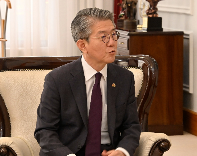 South Korea's Special Presidential Envoy and 1st Vice Minister for Foreign Affairs Hong Kyum Kim at State House on April 16, 2024.
