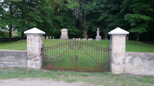 Bracket Hall Cemetery