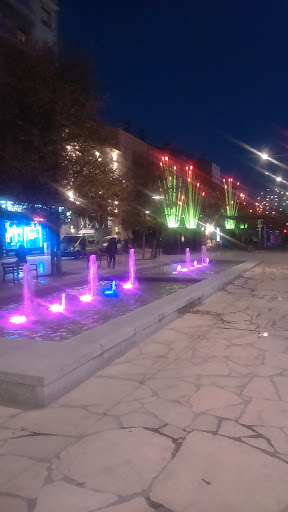 Fontaine Allée Jacques PIC #2