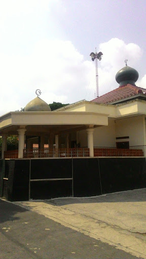 Masjid At-tauhid