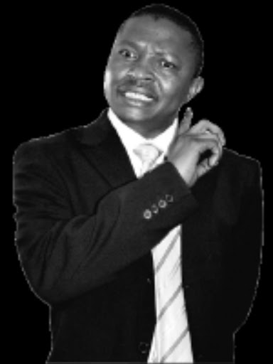 THE SUIT: Mpumalanga Premier David Mabuza oozes accomplishment and style. David Mabuza Mpumalanga MEC for Roads and Transport. Pic. Andrew Hlongwane. © Sowetan. ------ MAIN 25cm deep fc