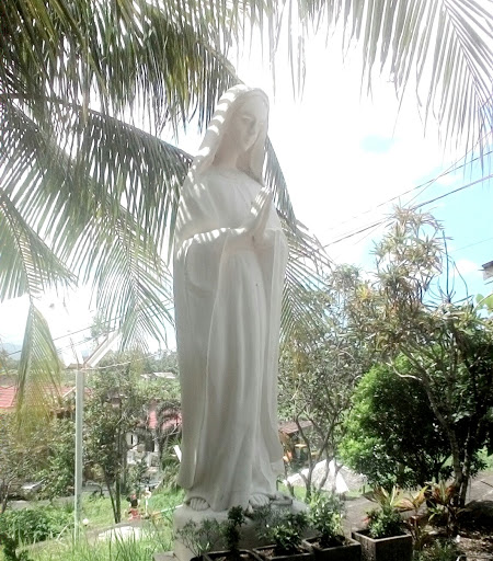 Patung Bunda Maria 