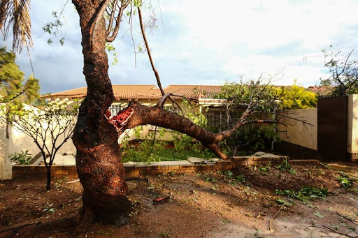 A severe thunderstorm hit the westrand in Gauteng in the afternoon, causing serious damages to properties. In some areas, traffic was diverted due to fallen trees and flash floods. / Moeletsi Mabe/Sunday Times