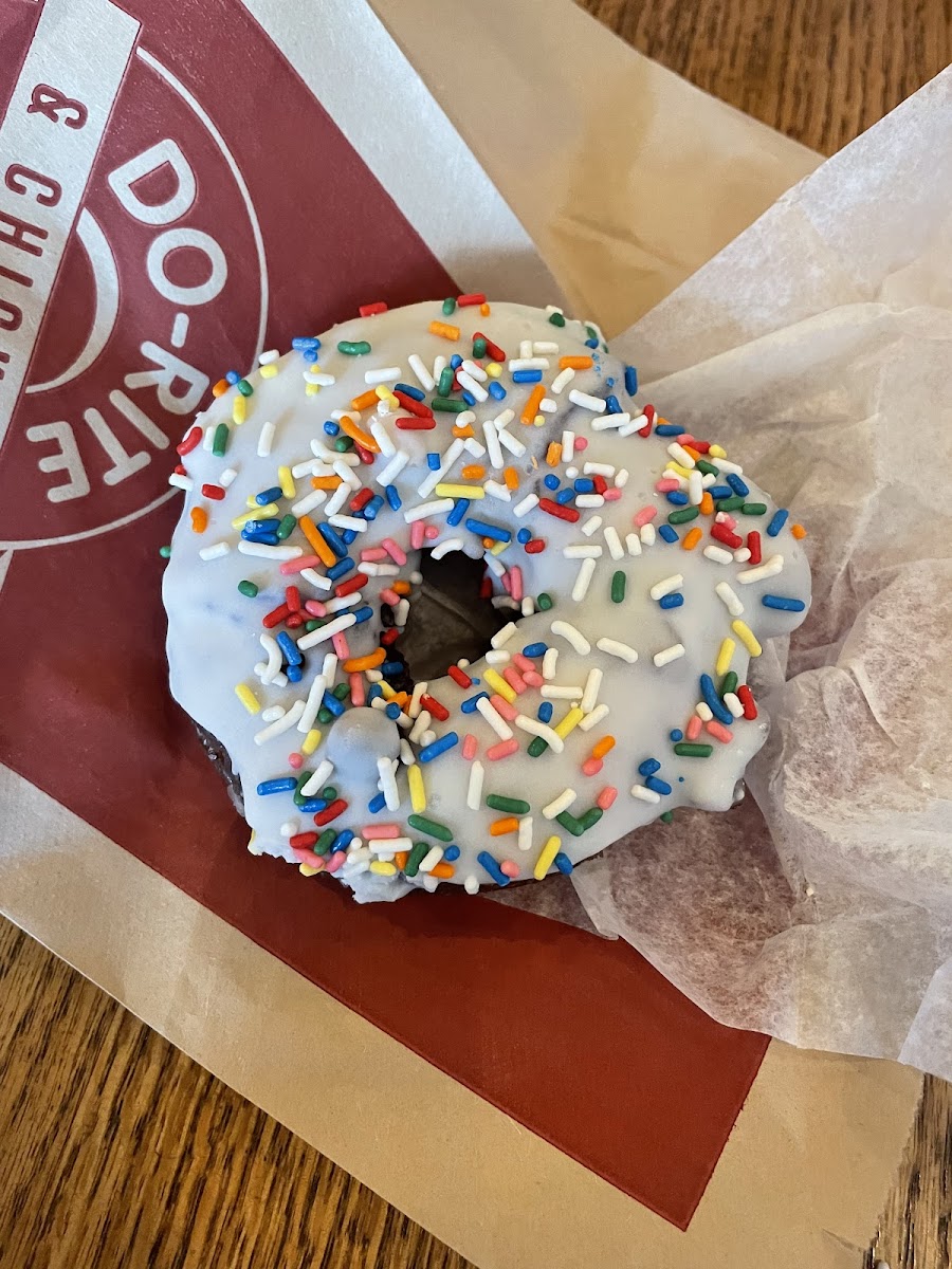 Gluten-Free at Do-Rite Donuts & Chicken