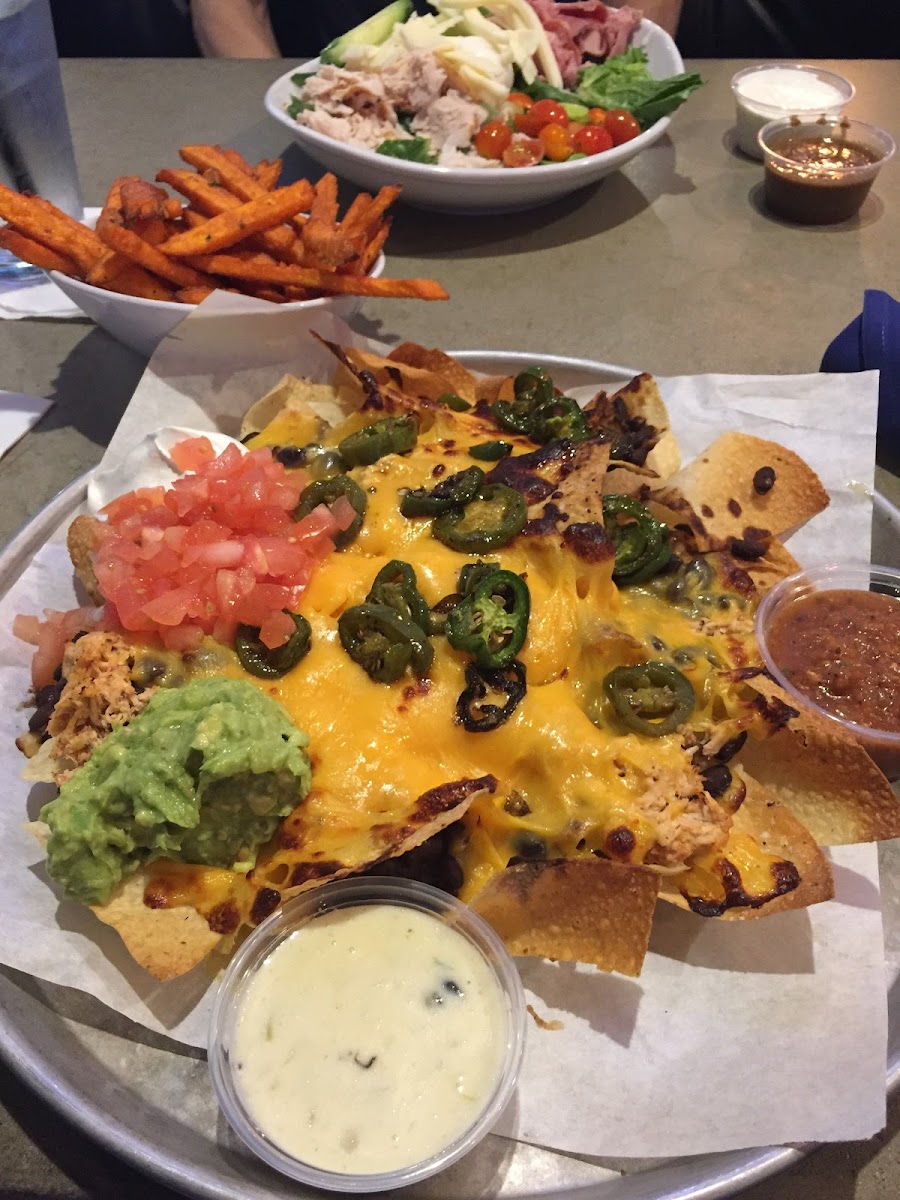 The nachos and sweet potatoes hit the spot! Excited they have a dedicated fryer, it’s hard to find this type of food for a Celiac!