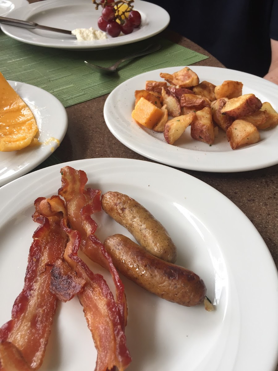 Bacon, habanero-mango sausage & potatoes all made fresh for me in back kitchen.