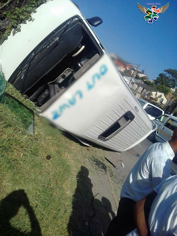A minibus taxi carrying pupils to their first day of school in Umlazi in Durban overturned on Wednesday morning.