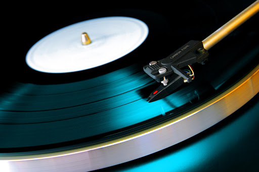 Amazon has extended its AutoRip service to cover records as well as CD purchases.