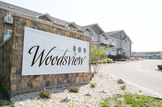 Woodsview Apartment Sign
