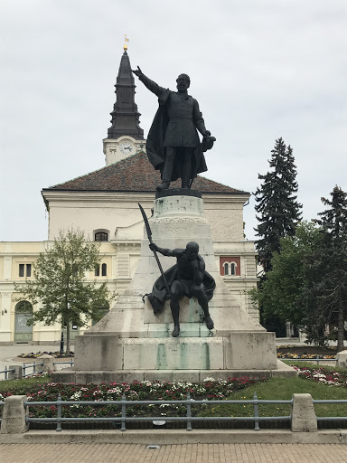 Kecskemét, Kossuth-szobor
