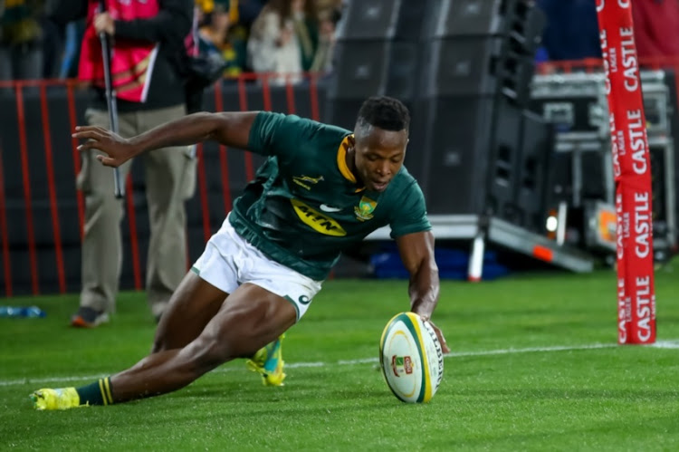 S'busiso Nkosi of South Africa scores during the 2018 Castle Lager Incoming Series match between South Africa and England at Emirates Airline Park on June 09, 2018 in Johannesburg, South Africa.