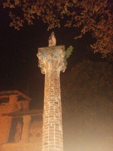 Grazzano Visconti - Colonna