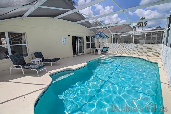 Large private pool at this Hampton Lakes villa in Davenport