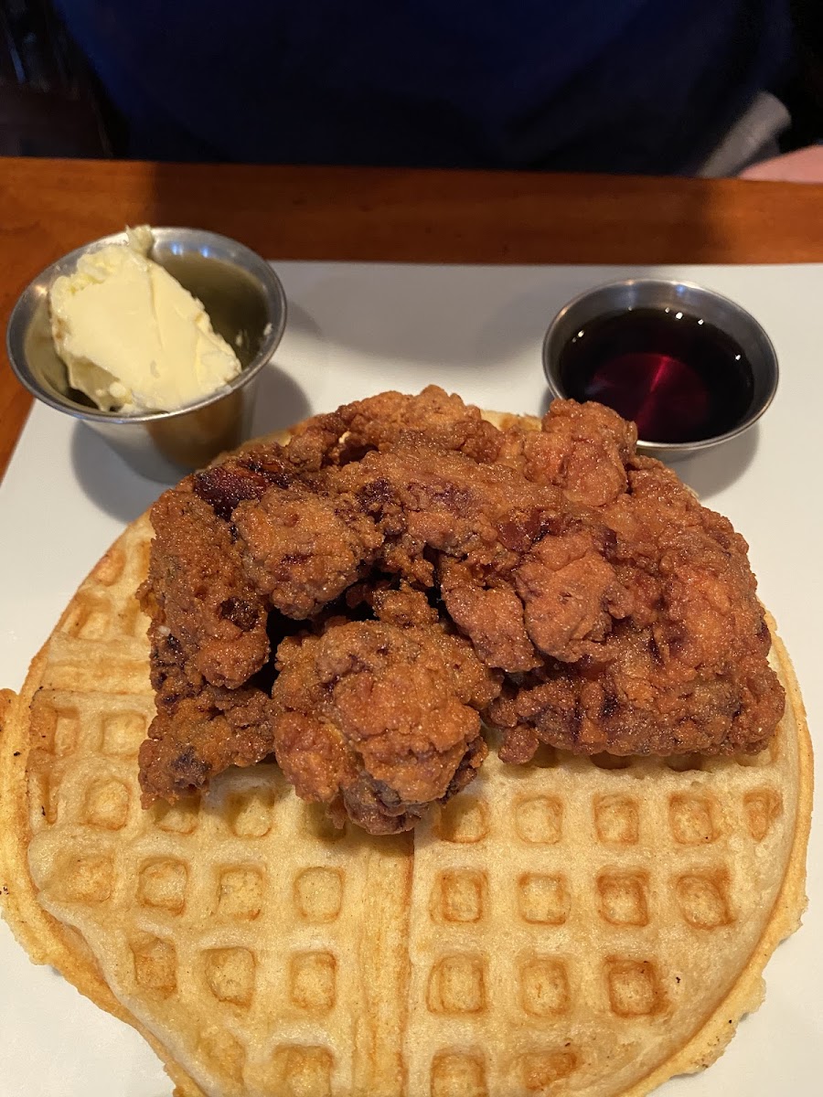 Chicken & waffles