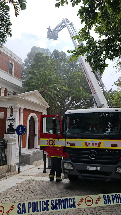Firefighting efforts to contain the blaze at parliament in Cape Town