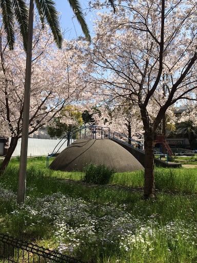 向の芝こうえんアンパン