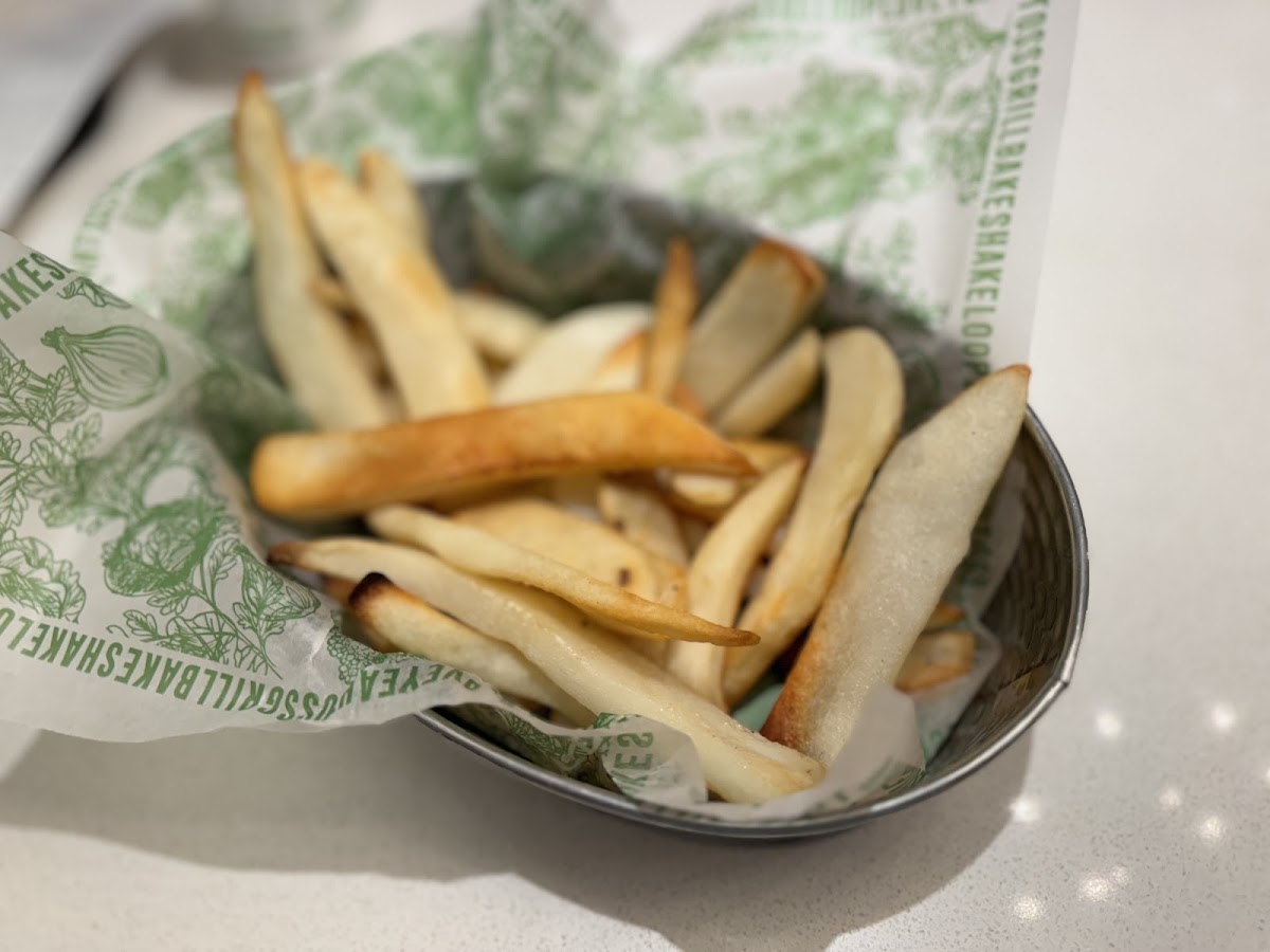 Baked (30 min) basket of fries (needs salt)