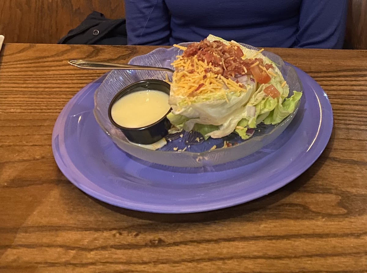 Side wedge salad