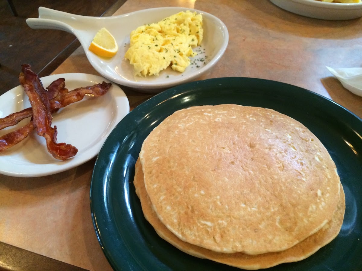 GF pancakes, eggs and bacon