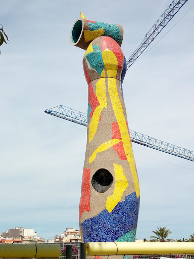 Dona i ocell de Joan Miró