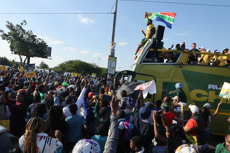 Boks fans in Soweto, Maponya.