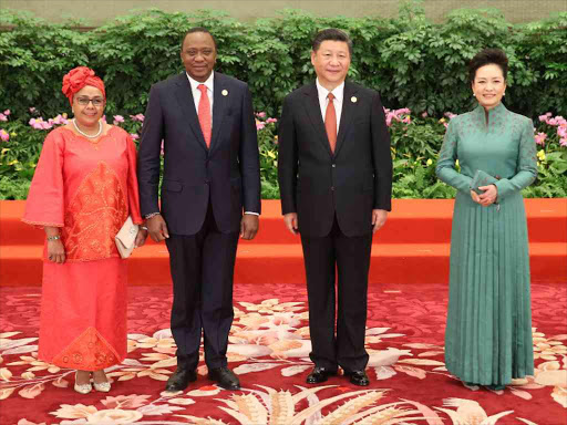 President Uhuru Kenyatta and the First Lady Margaret Kenyatta with H.E. Xi Jinping, President of the People’s Republic of China and H.E. Peng Liyuan First Lady of China during a welcome banquet in Beijing, China. PSCU