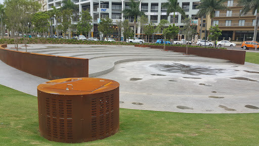 Gateway Fountain Circle