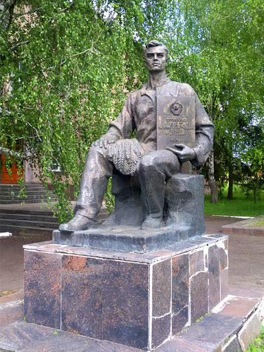 Памятник Колгоспу