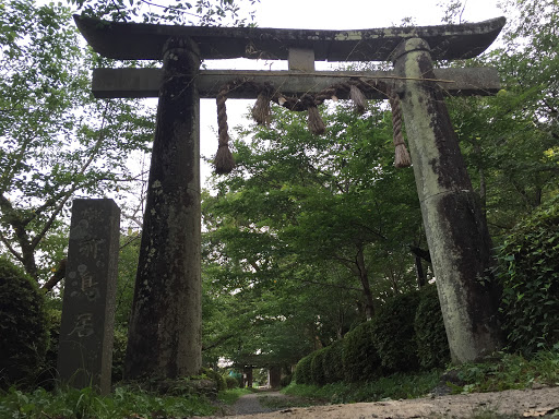 岡山神社・肥前鳥居