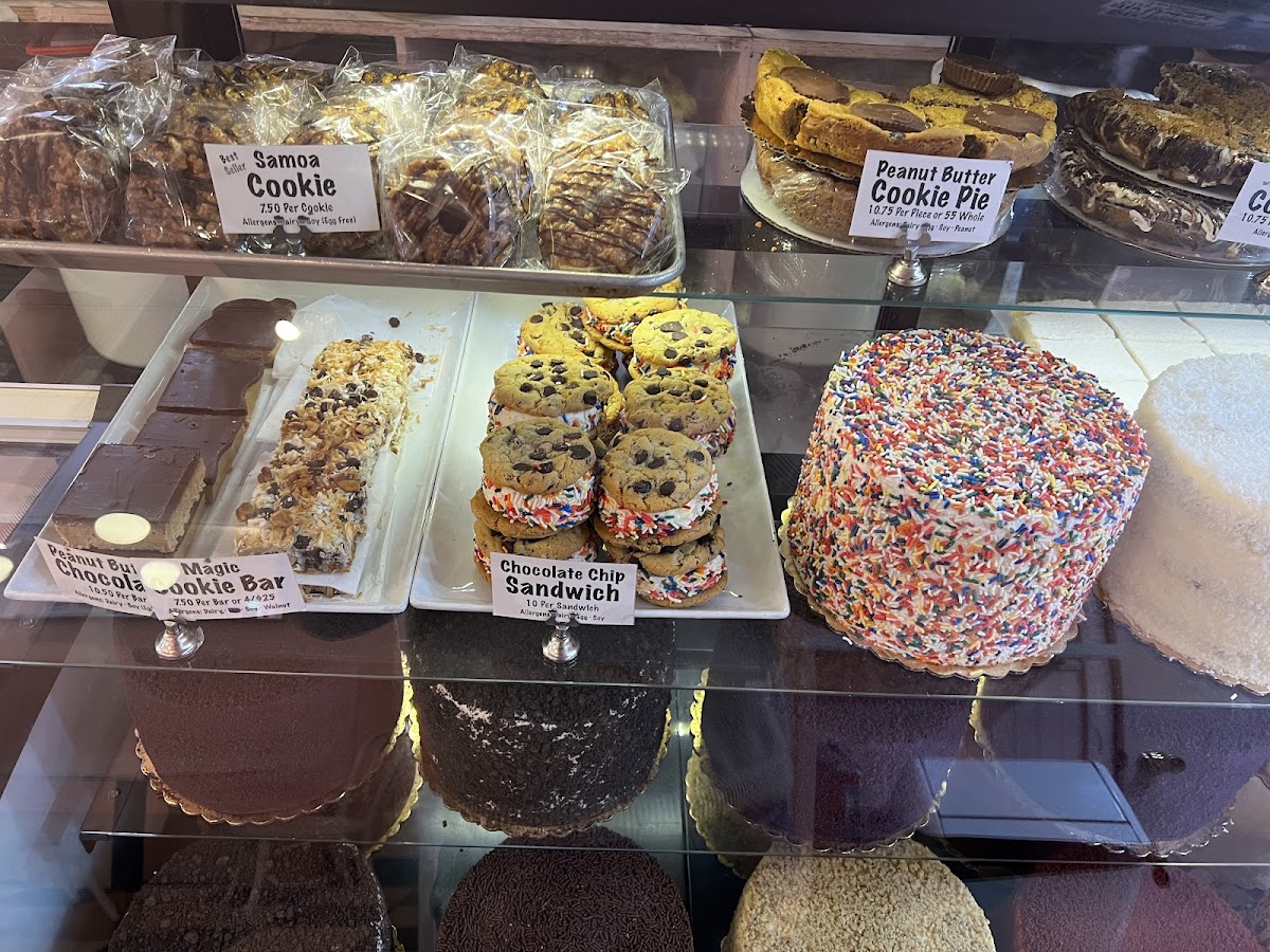 Gluten-Free at Posh Pop Bakeshop