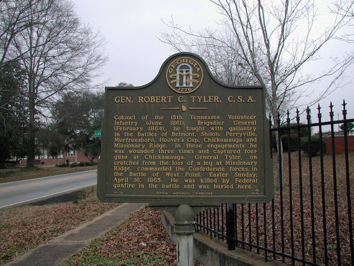 Colonel of the 15th Tennessee Volunteer Infantry (June 1861). Brigadier General (February 1864), he fought with gallantry in the Battles of Belmont, Shiloh, Perryville, Murfreesboro, Hoover´s Gap,...