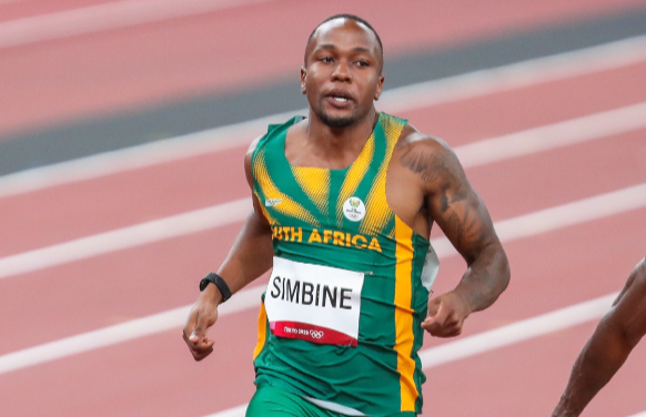 Akani Simbine in action at the Tokyo Olympics.