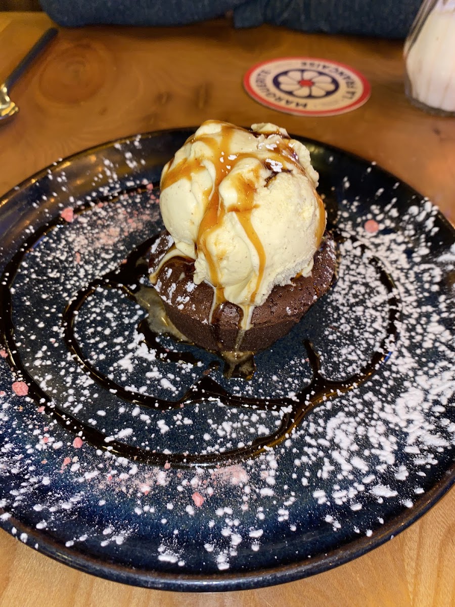 gluten free brownie / lavacake