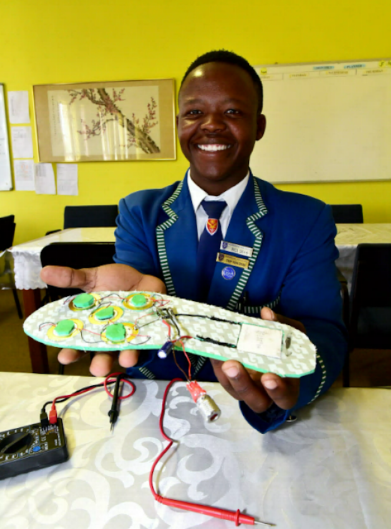 Morningside High School grade 11 pupil Sipiwo Jonas is one of 17 Nelson Mandela Bay pupils taking part in the Science Fair. Here he shows his 'Walking for Power' project