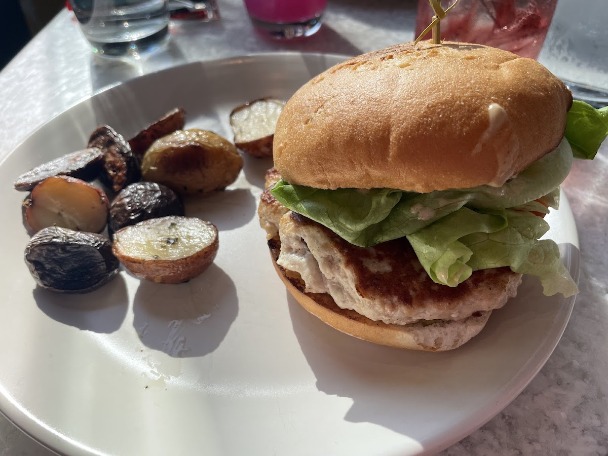 Turkey burger with gluten free bun and fingerling potatoes