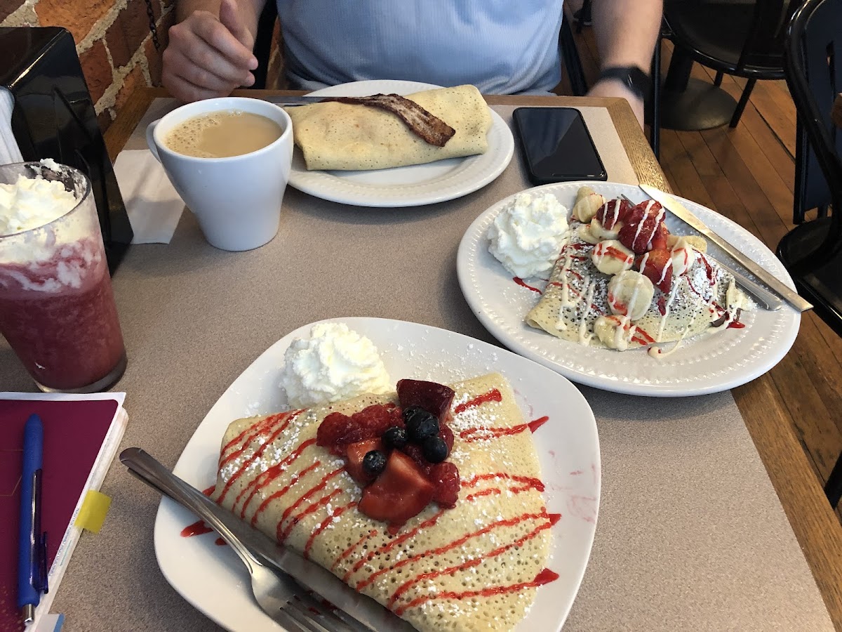 Gluten-Free Crepes at Wunderbar Coffee & Crepes