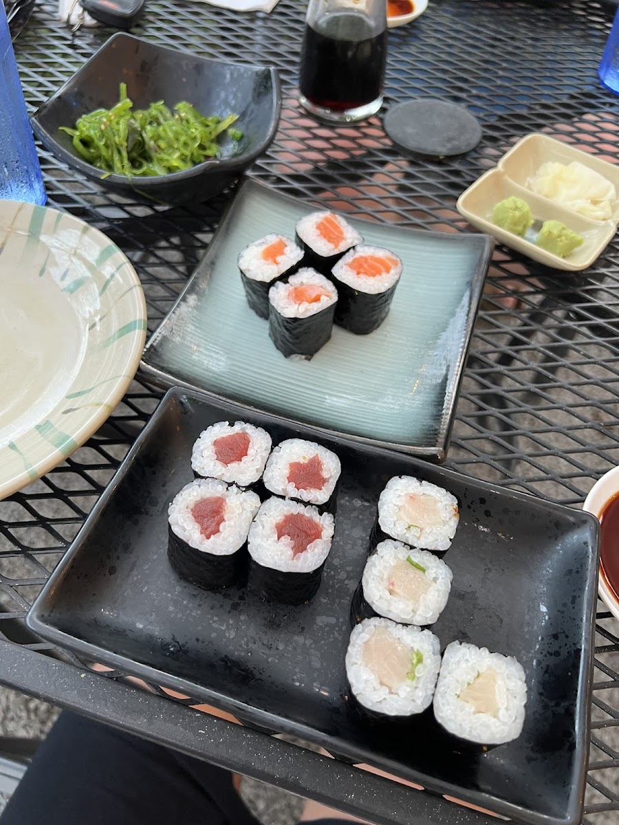 Seaweed salad, Salmon Roll, Blue Fin Tuna Roll, and Tuna Tukka Roll