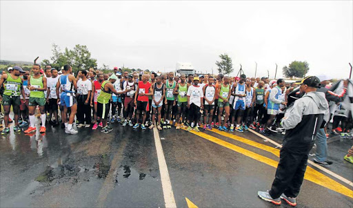 BEEN THERE, DONE THAT: Runners at the start of the Heroes Marathon in Mthatha last yearPicture: LULAMILE FENI
