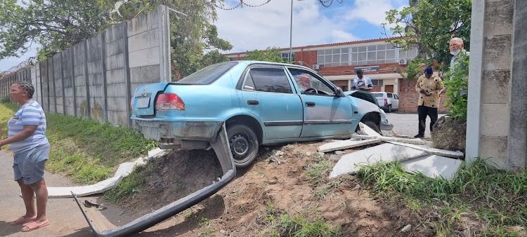 A suspected drunk driver smashed through the wall of his local traffic department in Braelyn, just outside the East London CBD, on election day.