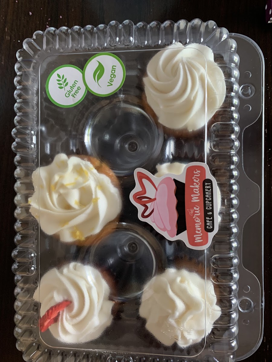 Gluten-Free Cupcakes at Memorie Makers Cafe & Cupcakery