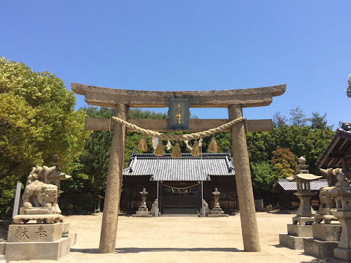 八幡宮の鳥居