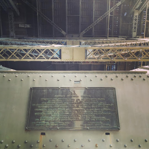 SYDNEY HARBOUR BRIDGE THIS BRIDGE WAS CONSTRUCTED FOR AND THE APPROACHES BY THE PUBLIC WORKS DEPARTMENT OF NEW SOUTH WALES. THE GENERAL DESIGN AND SPECIFICATIONS WERE PREPARED AND THE WHOLE...
