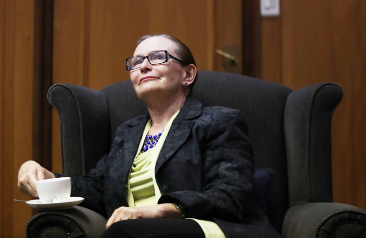 Helen Zille has asked why it is seemingly impossible to lay a charge in the Senzo Meyiwa murder investigation.