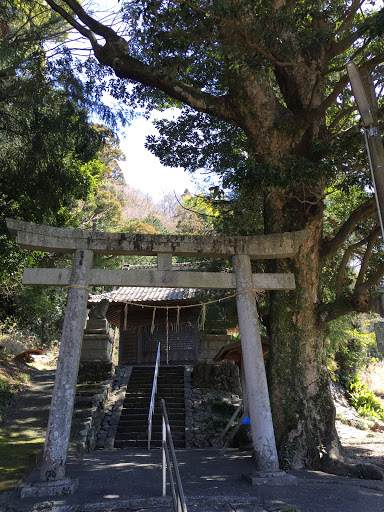 八幡宮鳥居