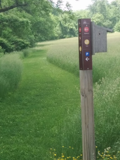 NLT Yellow Red Trail Marker And Birdhouse