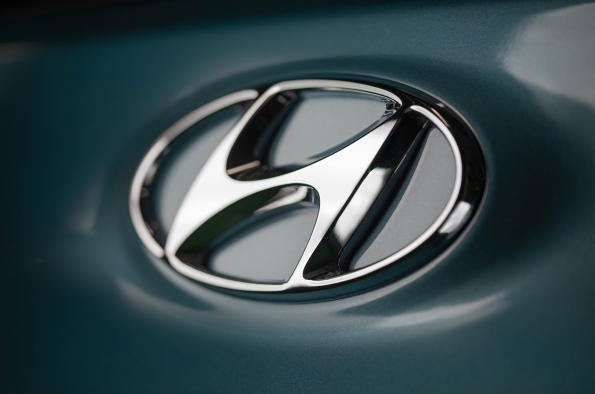 Hyundai is planning to suspend production at its oldest plant in China.