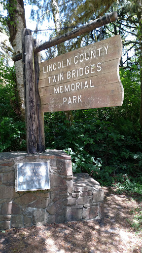 Lincoln County Twin Bridges Memorial Park