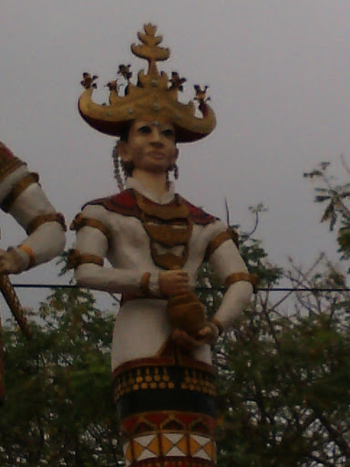Patung Begawi Meghanai Lampung